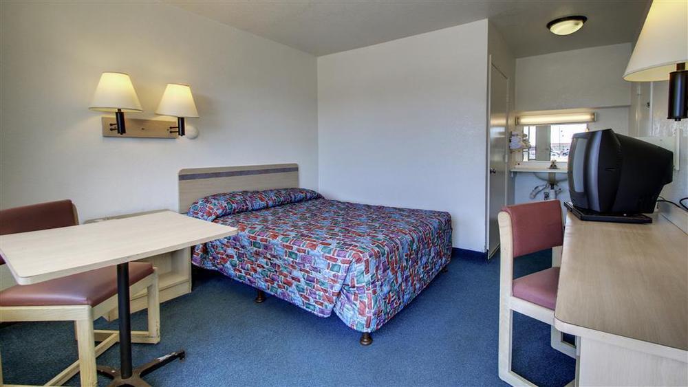 Motel 6 - Oklahoma City Airport Номер фото