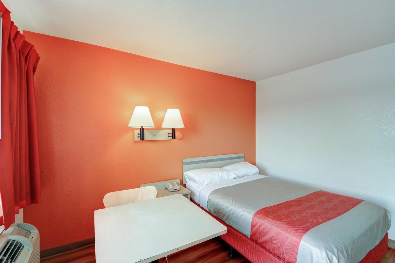 Motel 6 - Oklahoma City Airport Номер фото